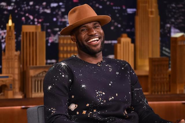 九游体育-詹姆斯在洛杉矶站稳脚跟，他的影响力不止在篮球场